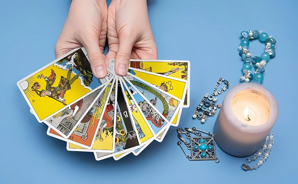 Key Tarot Cards for Reunion